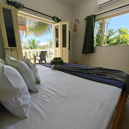 Sols Backyard Apartment Arambol Exterior photo