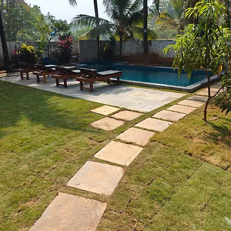 Sols Backyard Apartment Arambol Exterior photo