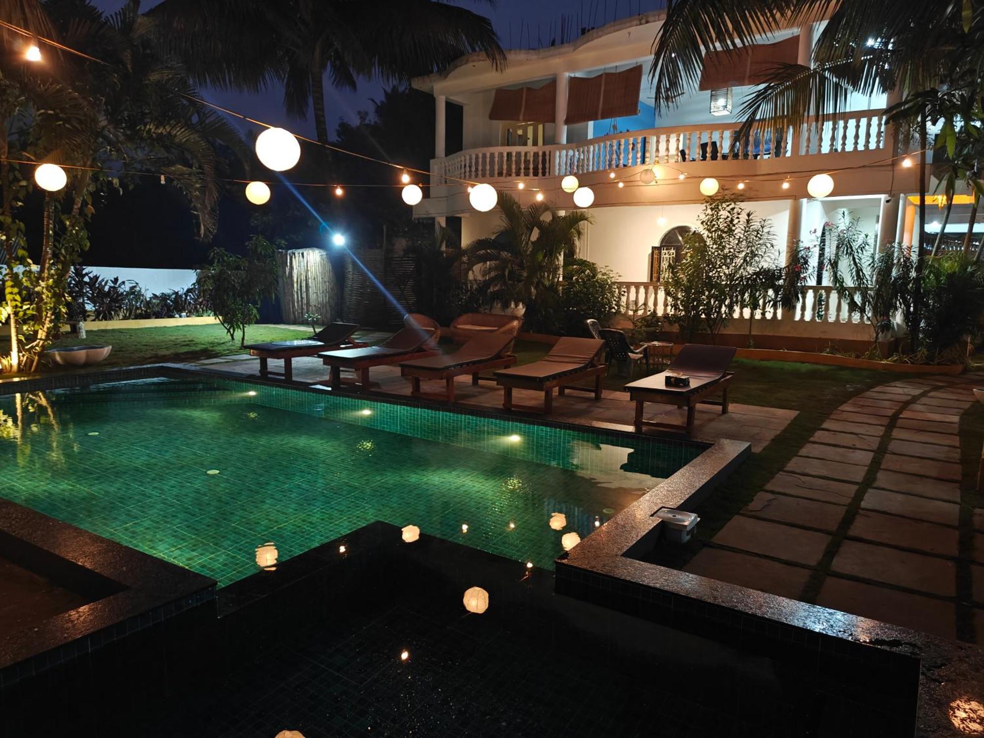 Sols Backyard Homestay Arambol