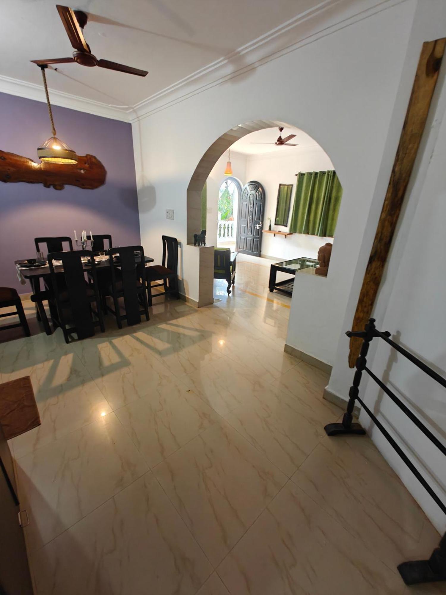Sols Backyard Homestay Arambol